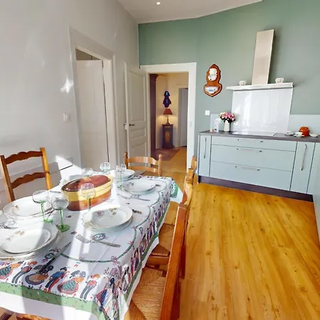 Au Buisson De Roses - Confort Et Charme Au Centre Apartamento